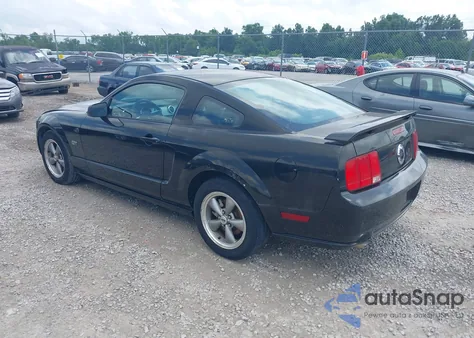 2006 Ford Mustang Gt из США, поврежденный, VIN 1ZVFT82H265196311